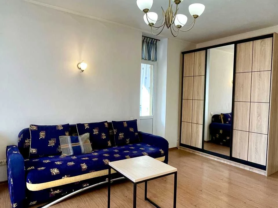 Apartment. Zdolbunivska Street, Kyiv