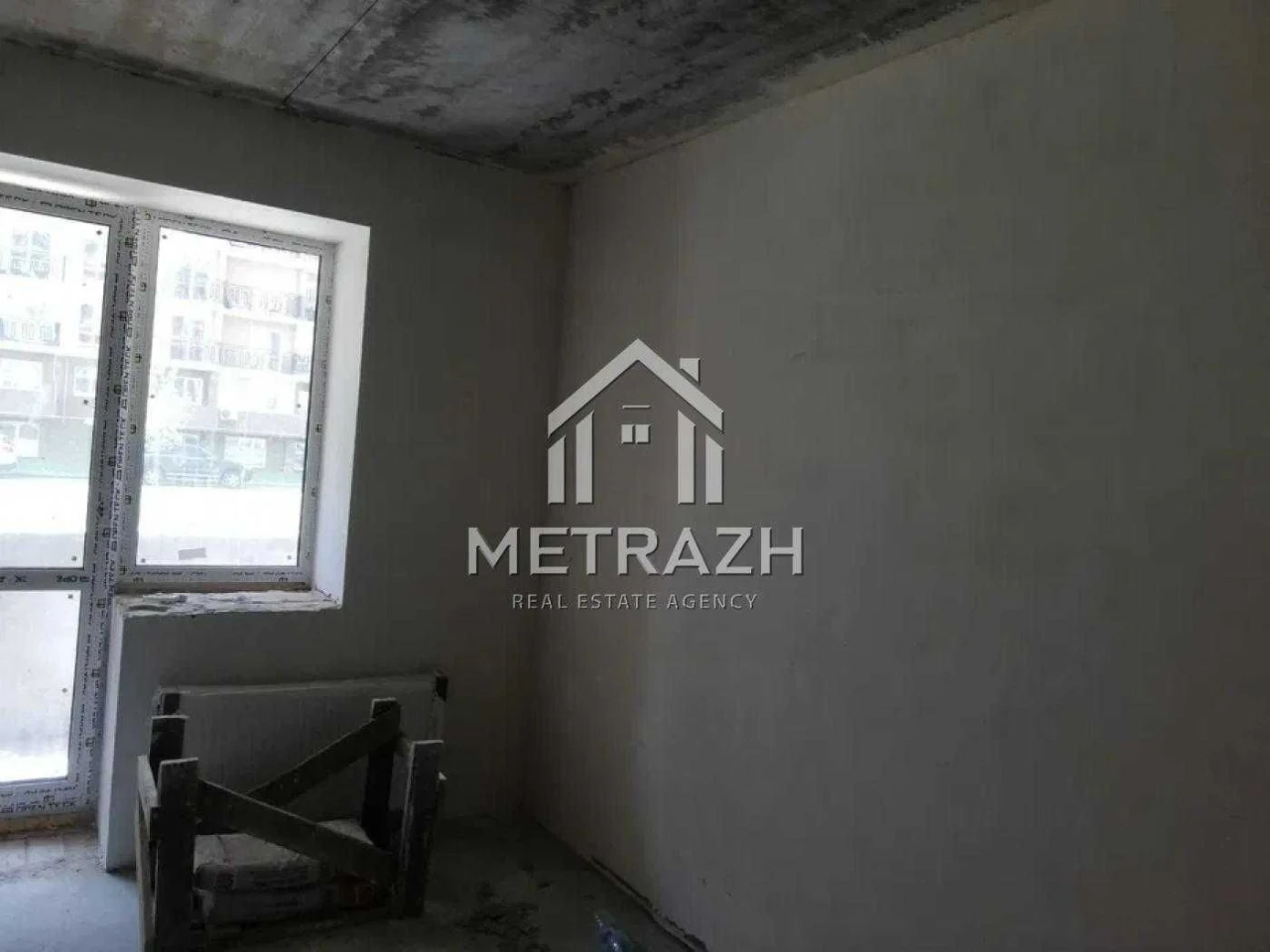 Продаж 1-кімн квартири з Коморою у ЖК «Кришталеві Джерела» /