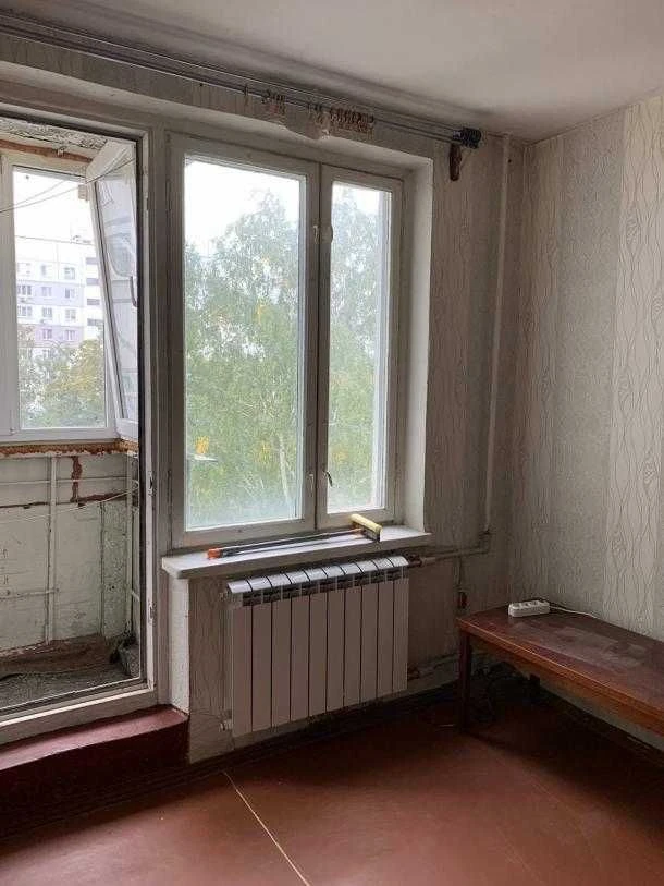 Продам дешеву 1 кімнатну квартиру на Нових будинках
