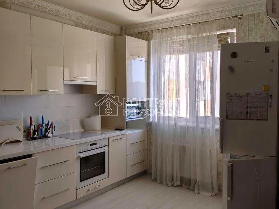 Apartment. Pereomohy Prospect
