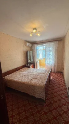 Продам 3-комн. квартиру 72м² на Таирова — Королева / Вильямс