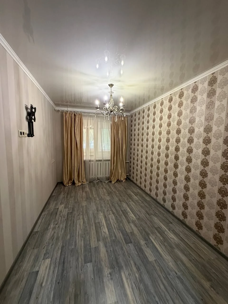 Срочная продажа 2х комн квартиры на 1 этаже