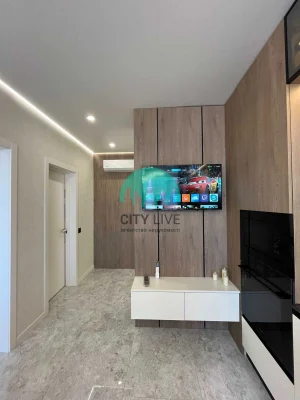 Stylish 1-bedroom apartment with designer renovation and panoramic views