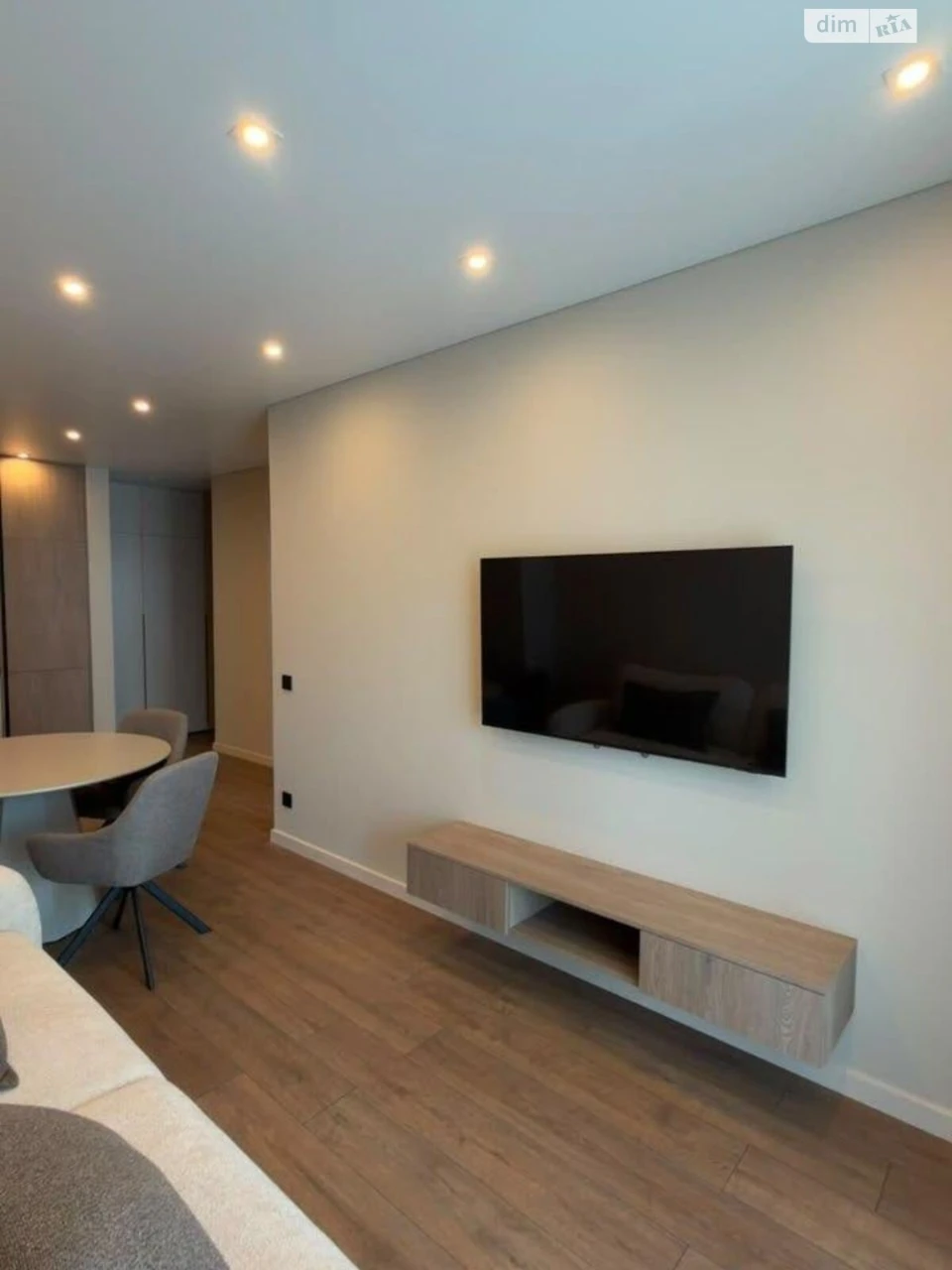 Apartment for Sale: New