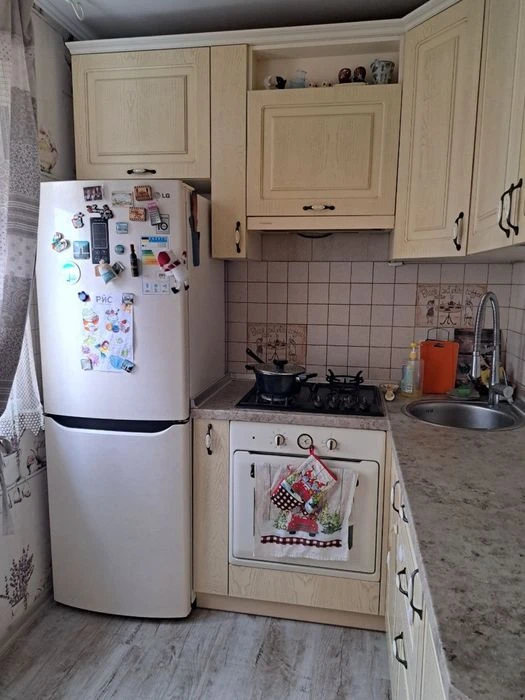 3-room apartment for sale Odeska Zernova