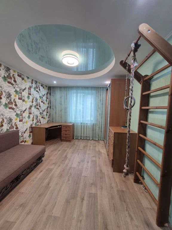 Sale of a 3-room apartment. Center.