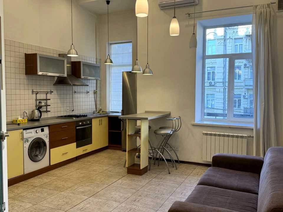 Apartment. Саксаганського st., Kyiv