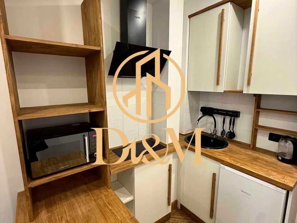 Apartment. Kyiv, Lower Val street.