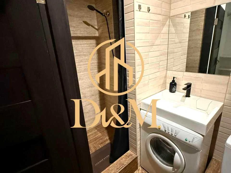 Apartment. Kyiv, Lower Val street.
