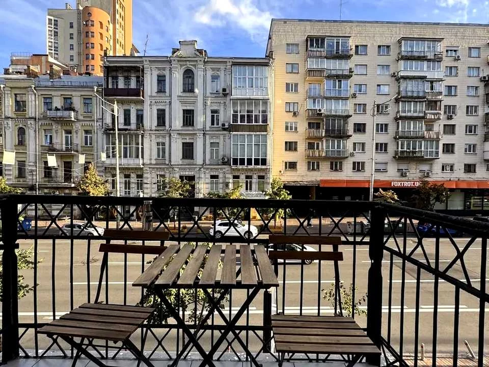 Квартира. Київ, Саксаганського вул.