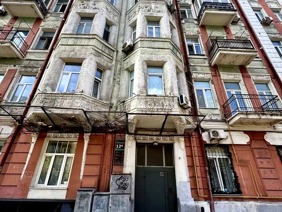Квартира. Київ, Саксаганського вул.