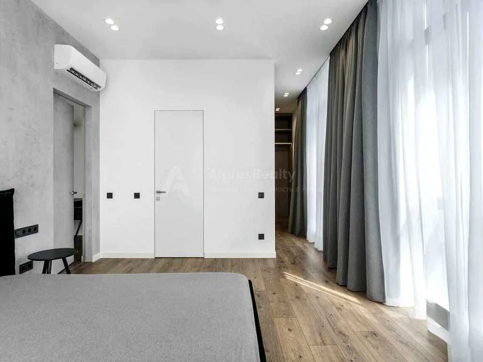 Apartment. Demievska st., Kyiv