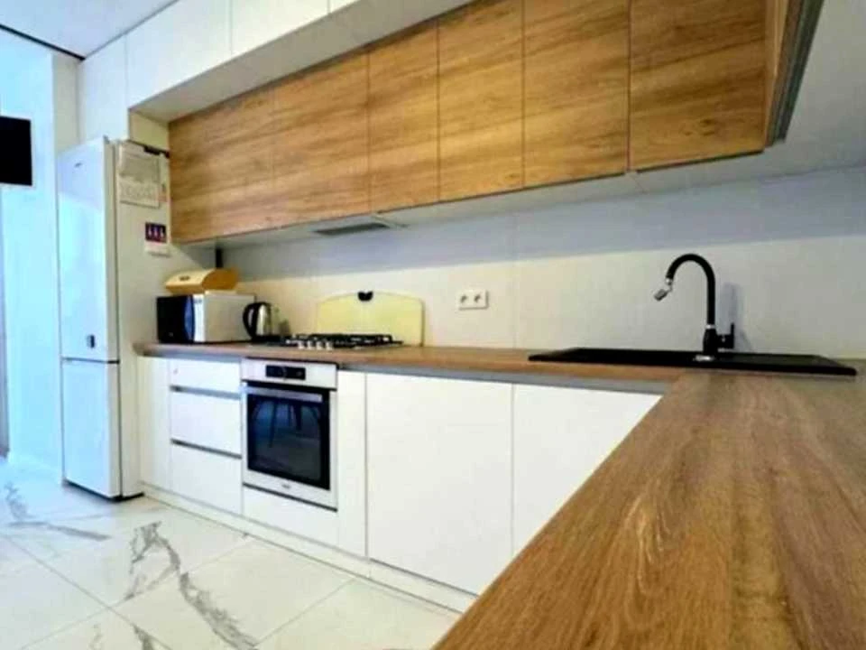 Apartment. Lviv, Zalesnicha St.
