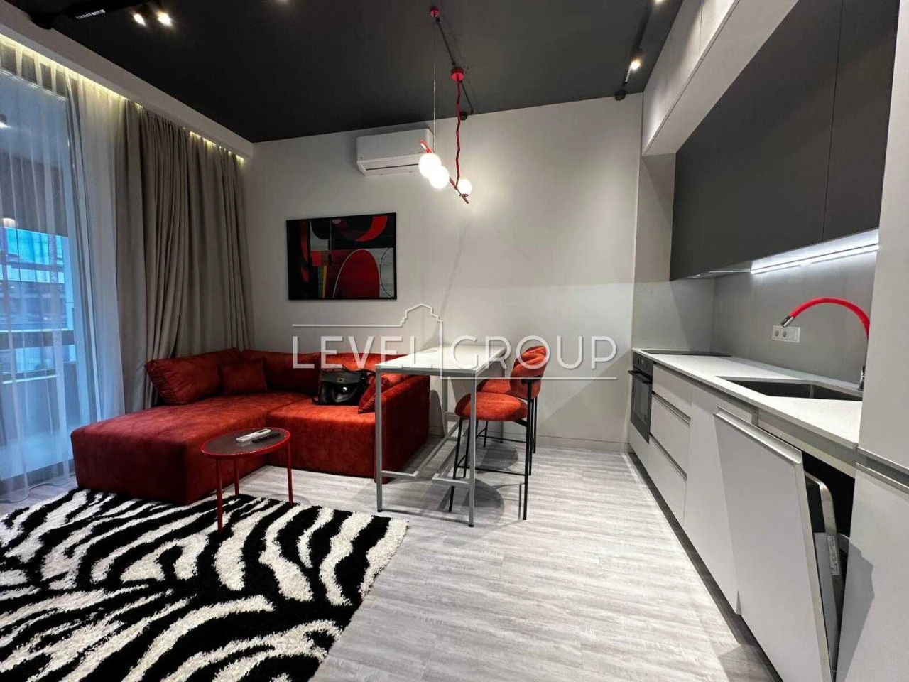 We offer a stylish and functional apartment in the residential complex