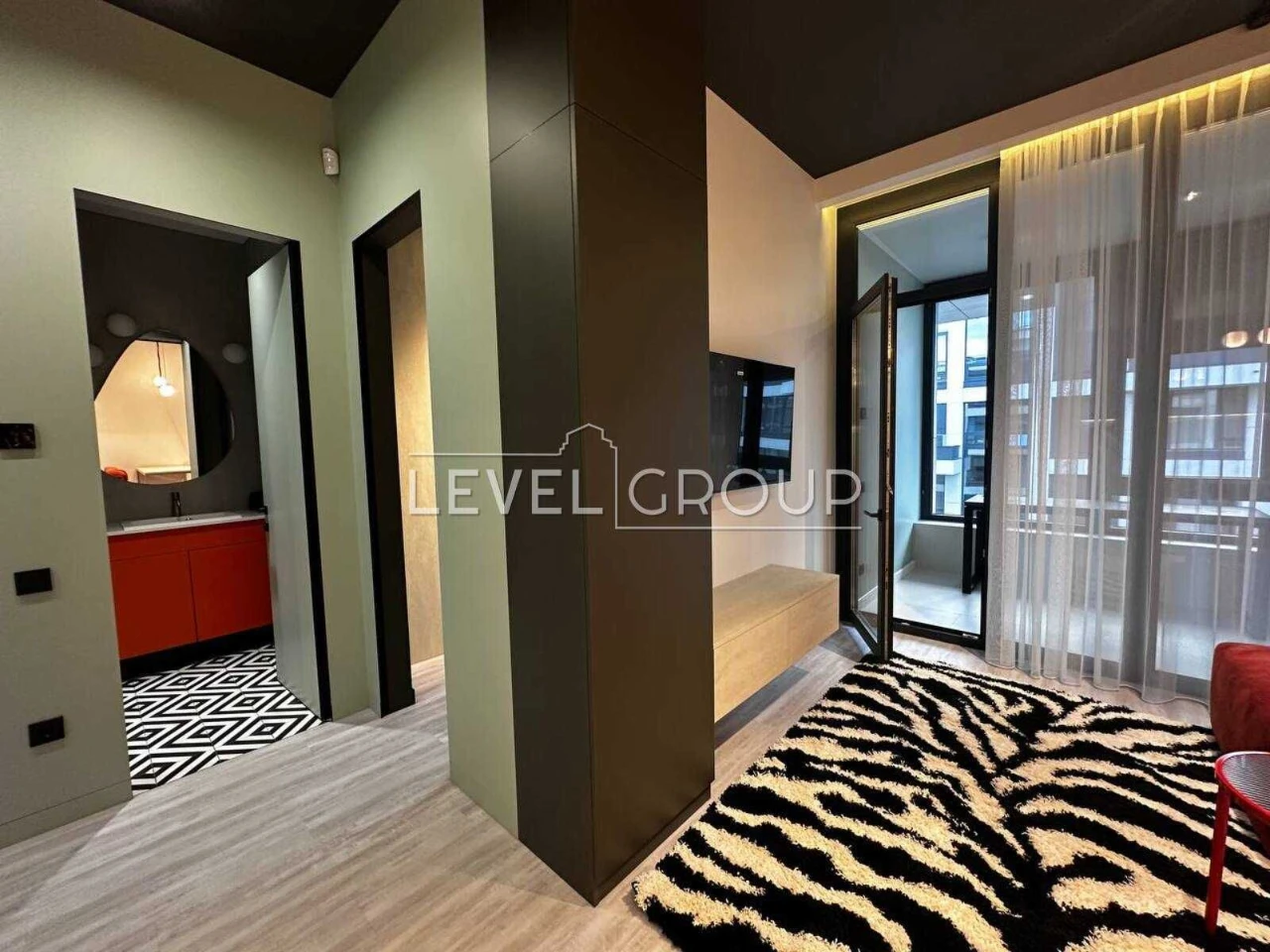 We offer a stylish and functional apartment in the residential complex