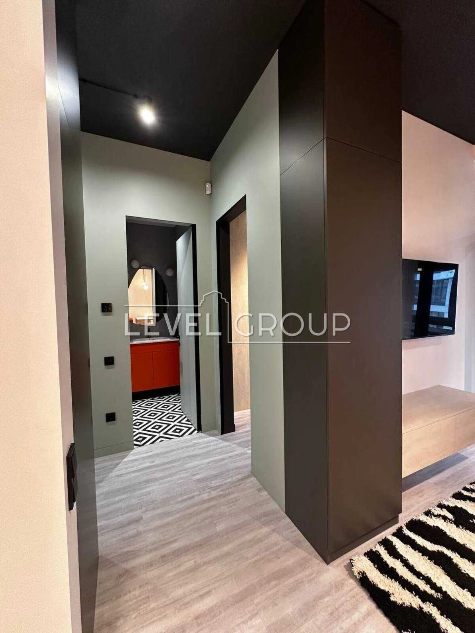 We offer a stylish and functional apartment in the residential complex