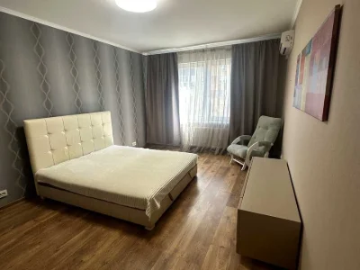 Квартира. Київ, Урлівська вул.