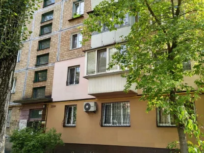 Квартира. Київ, Родини Глаголєвих вул.