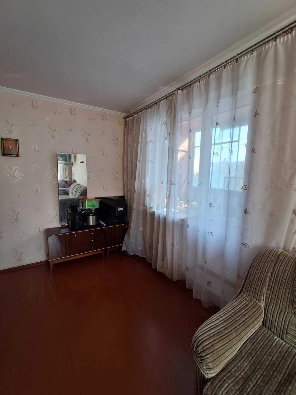 Продам 3х комнатную квартиру. Салтовка. Метро Студенческая.