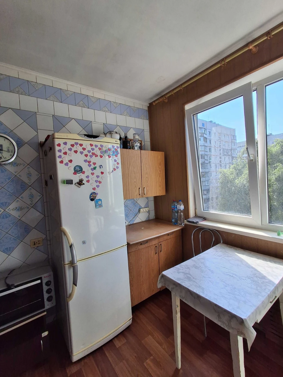 Продам 3х комнатную квартиру. Салтовка. Метро Студенческая.