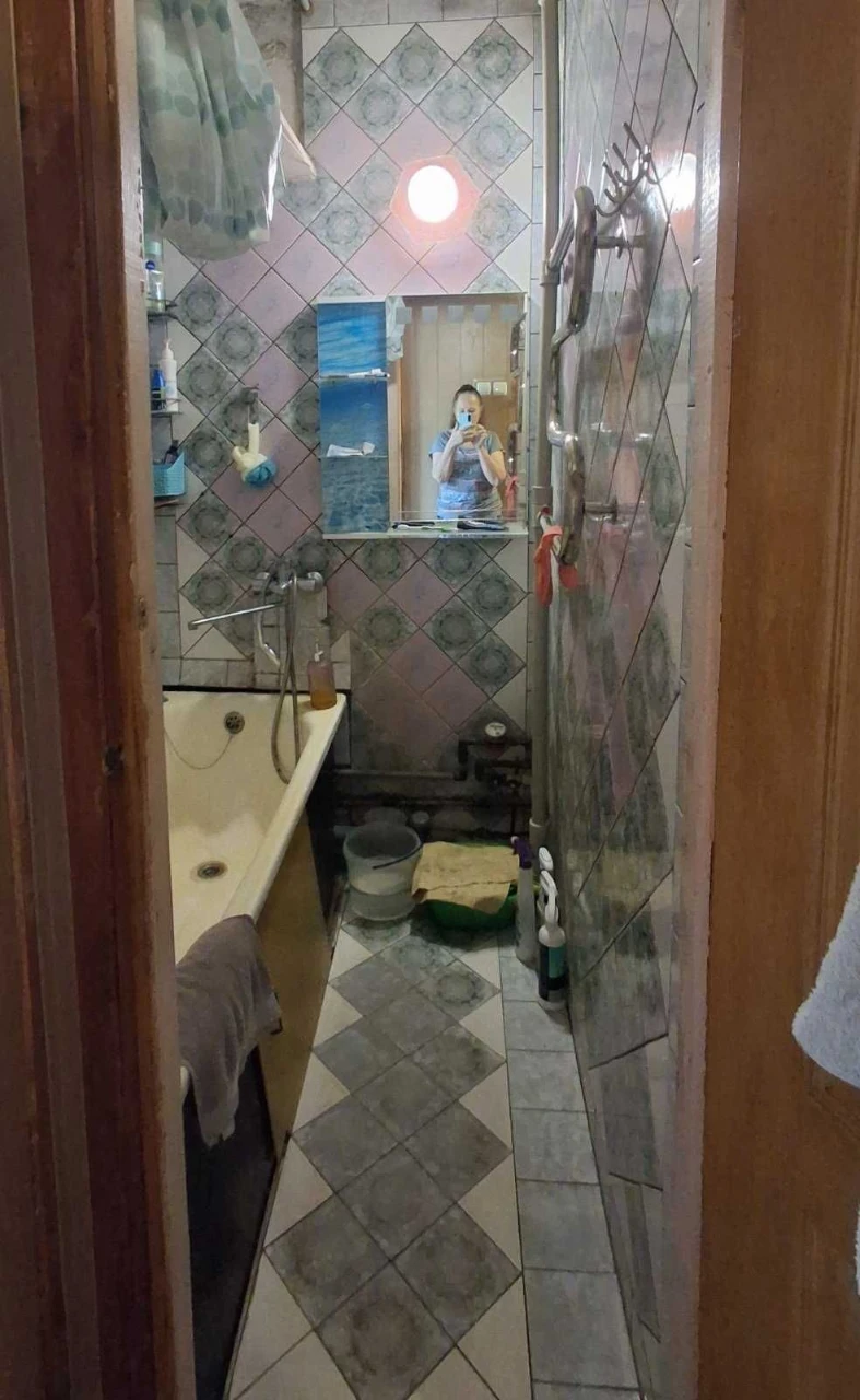 Продам 3х комнатную квартиру. Салтовка. Метро Студенческая.