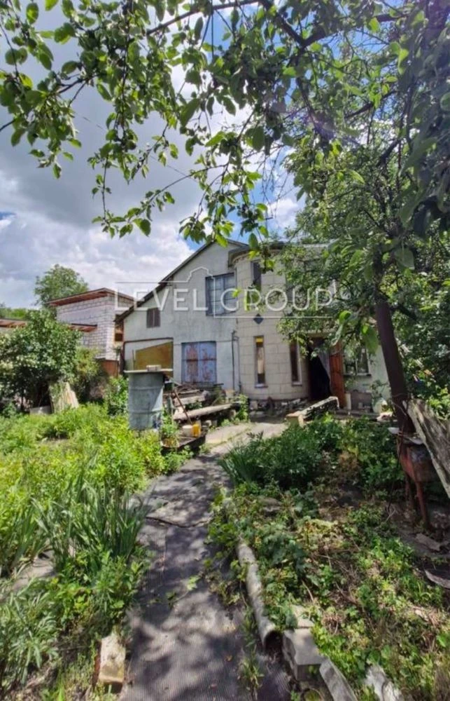 For Sale: House. Flat plot, Chernozems, fruit trees, grapes