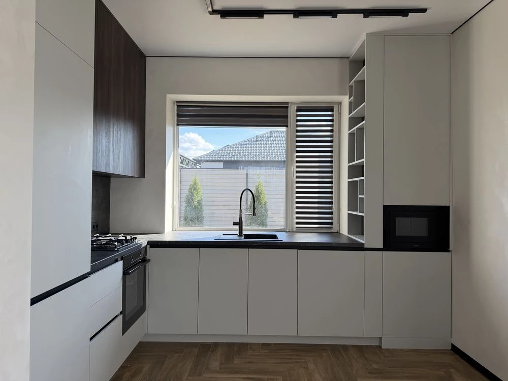 House with renovation 100 sq m with gas and NO COMMISSION ready to move in