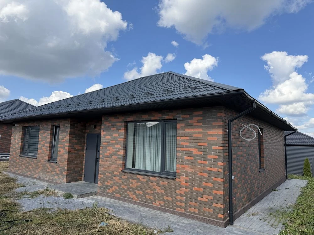 House with renovation 100 sq m with gas and NO COMMISSION ready to move in