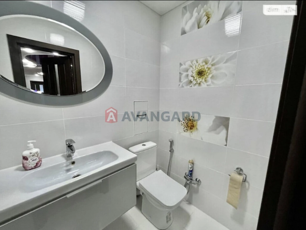Spacious Premium-Class Apartment for Sale!!