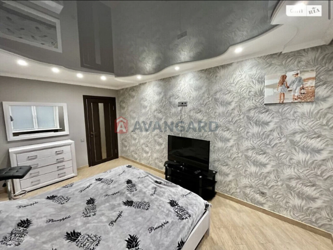 Spacious Premium-Class Apartment for Sale!!