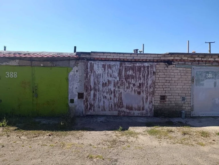 For Sale: Garage, Metalurg Cooperative, Korabelny District, Nikola