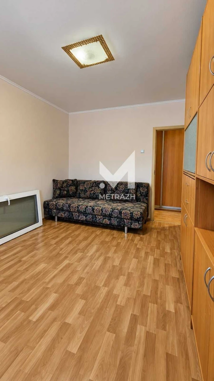 93775 | For Sale: Cozy 3-bedroom apartment on Prospect