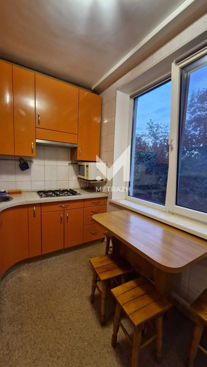 93775 | For Sale: Cozy 3-bedroom apartment on Prospect