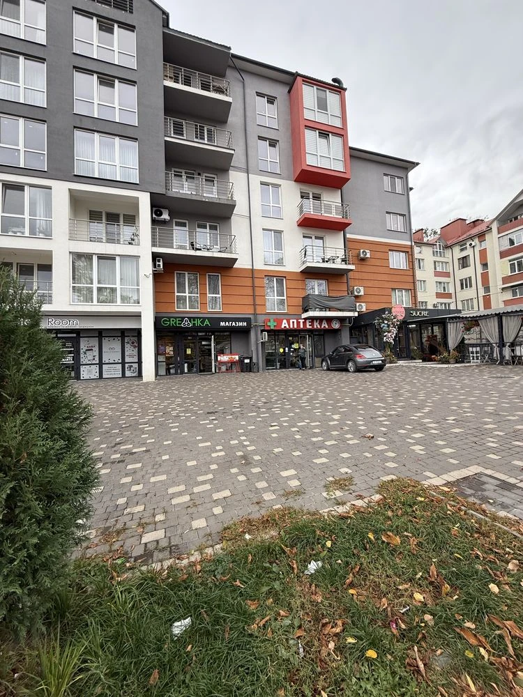 Продаж 2х  новобудови  в центрі Садгори