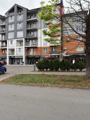 Продаж 2х  новобудови  в центрі Садгори