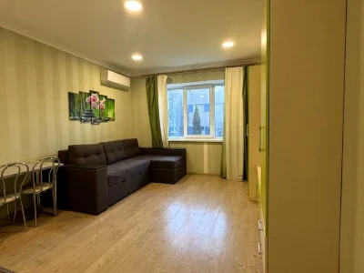 Apartment. Winston Churchill Street, Kyiv.
