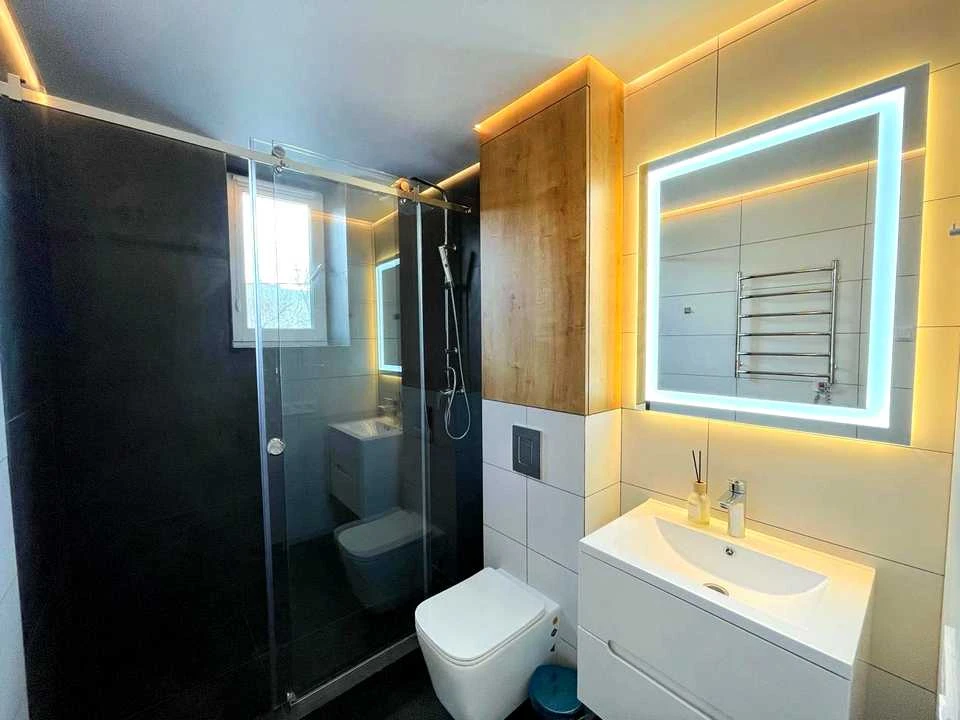 Apartment. Artistic Street, Kyiv