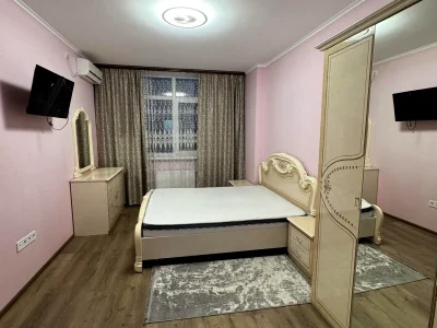 Оренда квартири 2-кімн. 66.2 м² 5/16 пов.