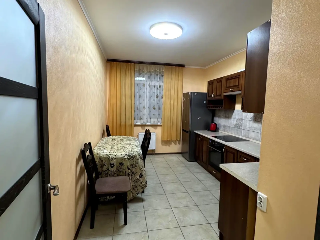 Оренда квартири 2-кімн. 66.2 м² 5/16 пов.