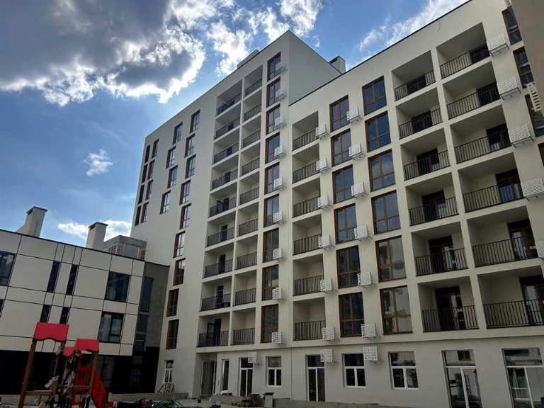 Apartment. Lviv, Pod Holoskom Street