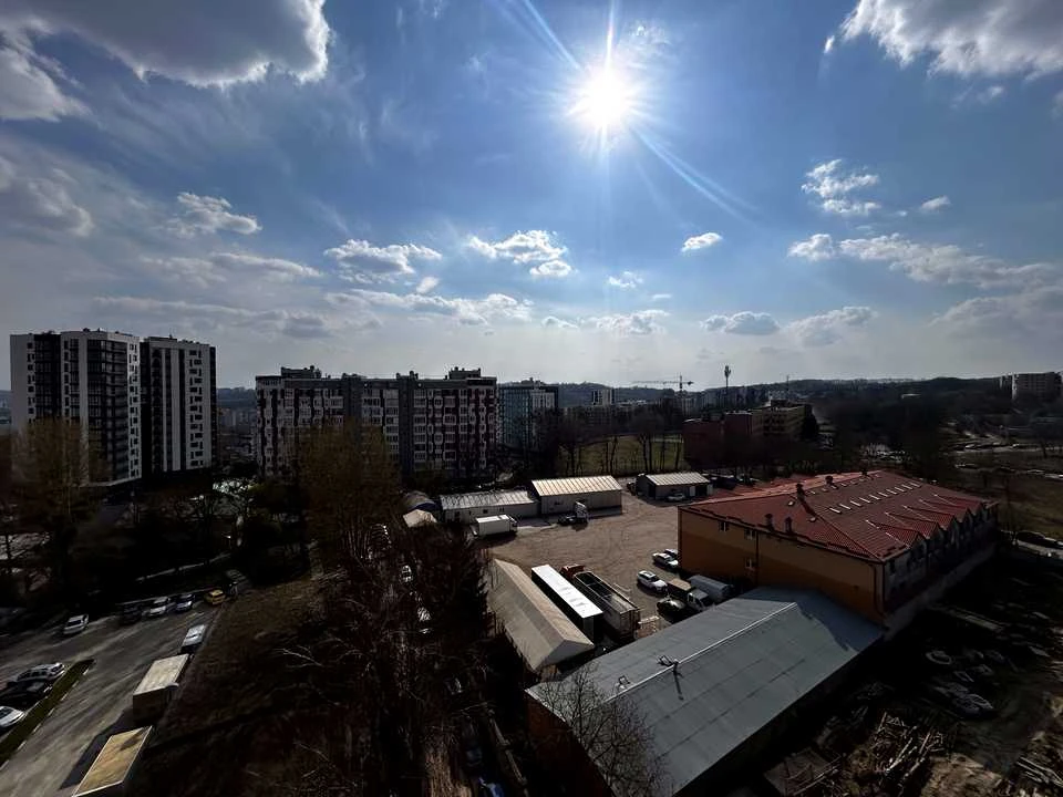 Apartment. Lviv, Pod Holoskom Street