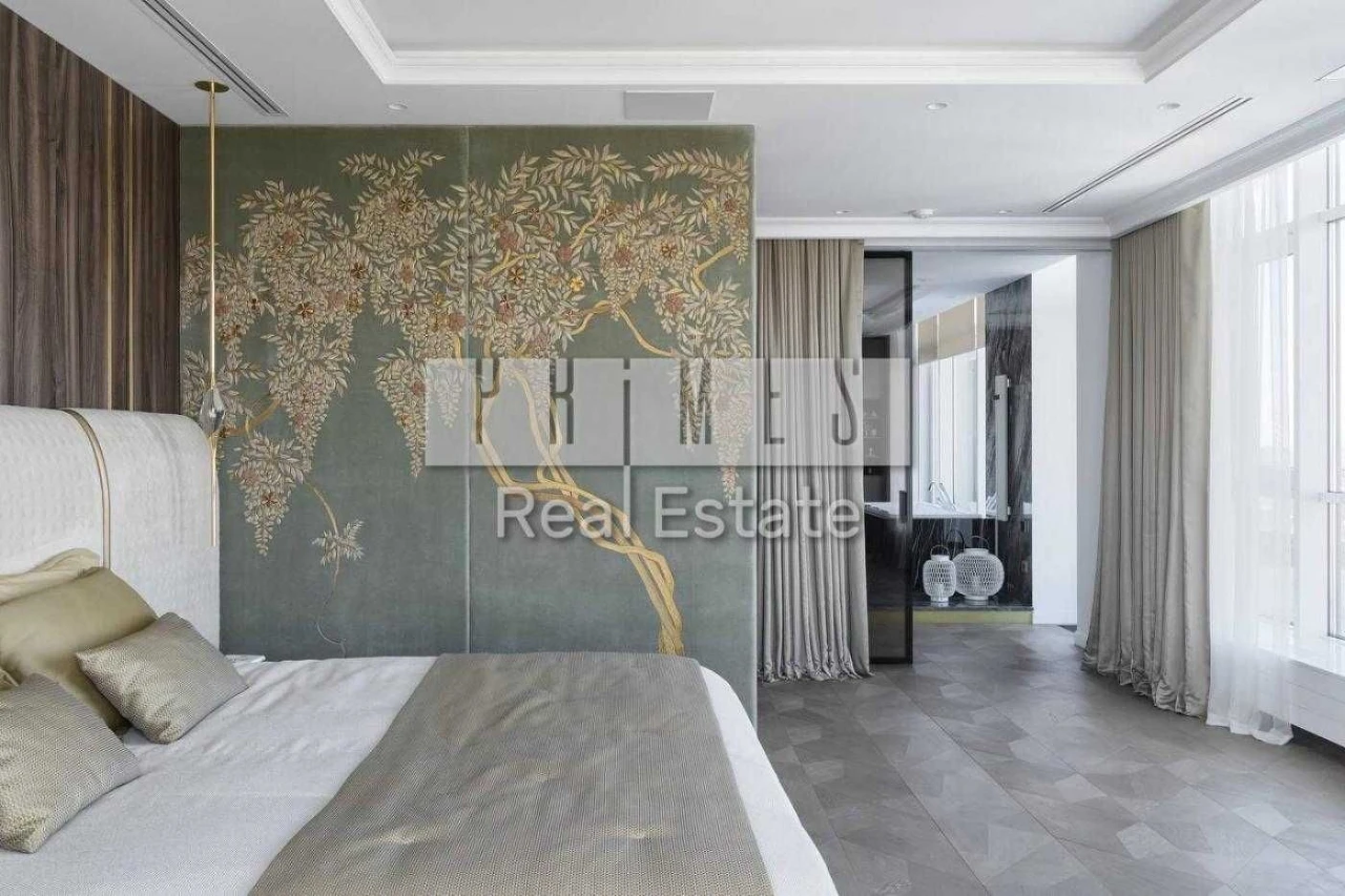 No Commission Sale of a New 5-Bedroom Apartment 265 sq m, Renovated, Lesya Ukrainka