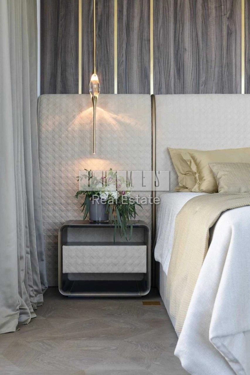 No Commission Sale of a New 5-Bedroom Apartment 265 sq m, Renovated, Lesya Ukrainka