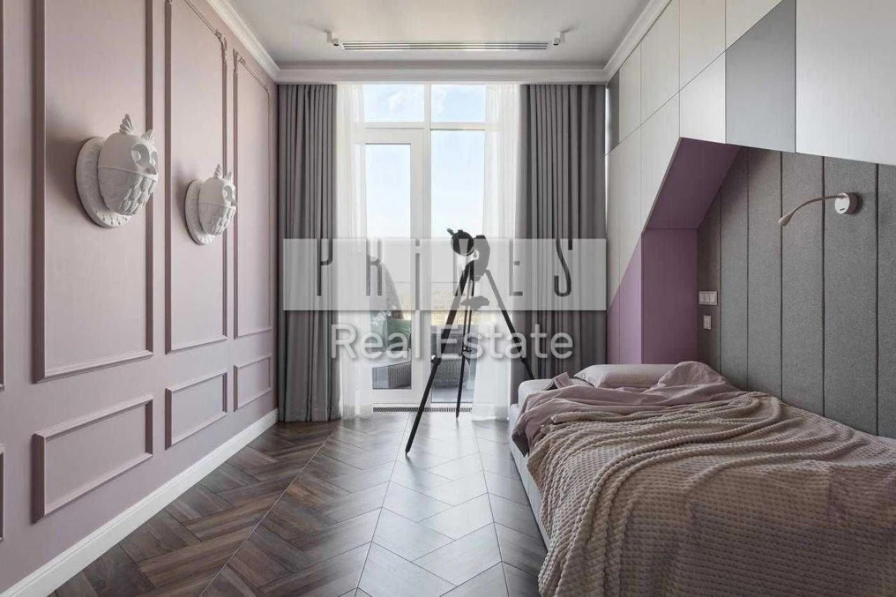 No Commission Sale of a New 5-Bedroom Apartment 265 sq m, Renovated, Lesya Ukrainka