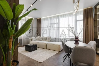 Luxurious apartment with designer renovation. Residential complex Ma