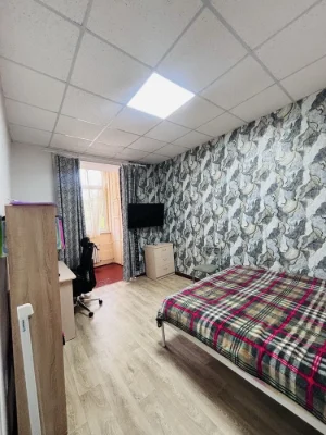 2 room apartment Stalinka, Preobrazhenskaya Street / Starobazar