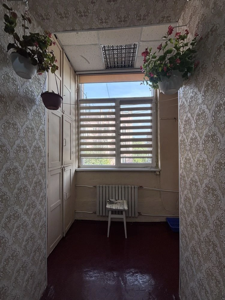 2 room apartment Stalinka, Preobrazhenskaya Street / Starobazar