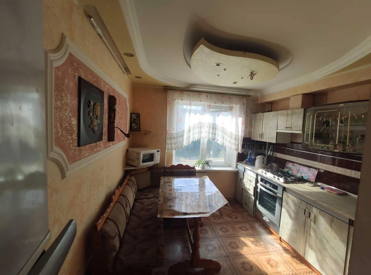 For sale 2-bedroom apartment on Professor Toloka Street, 21, Borodinsky