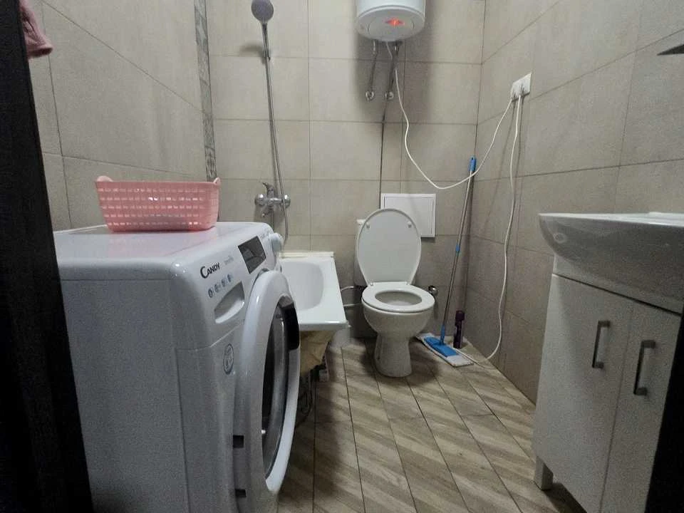 Apartment. Kyiv, Kam'yanska Street