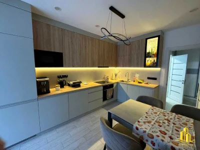 Apartment. Kul'parkivska st.